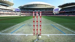 Big Bash League: Kids' stuff and bat flips, Australia's T20 extravaganza kicks off